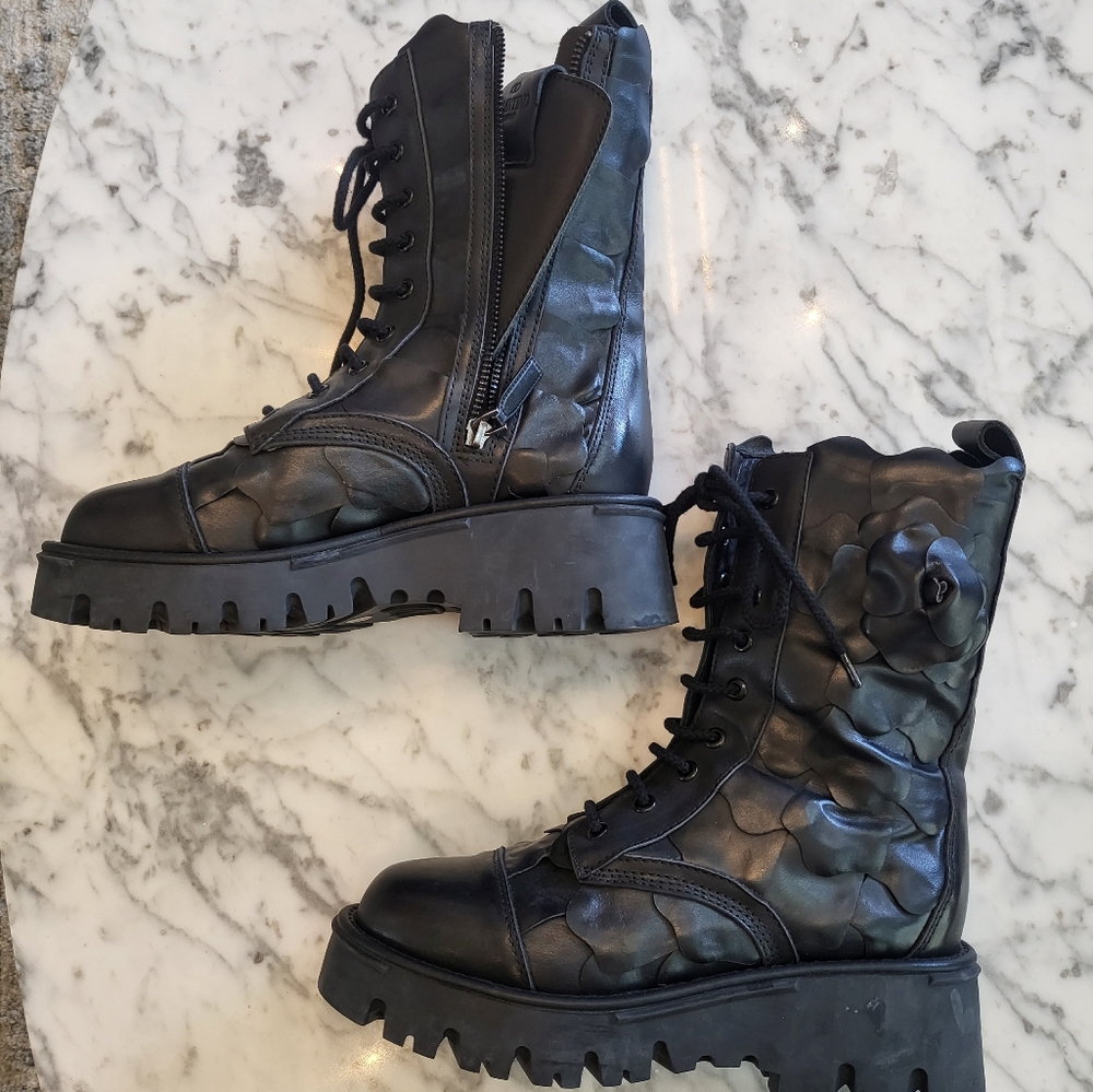 Valentino rose combat boot black, 38
